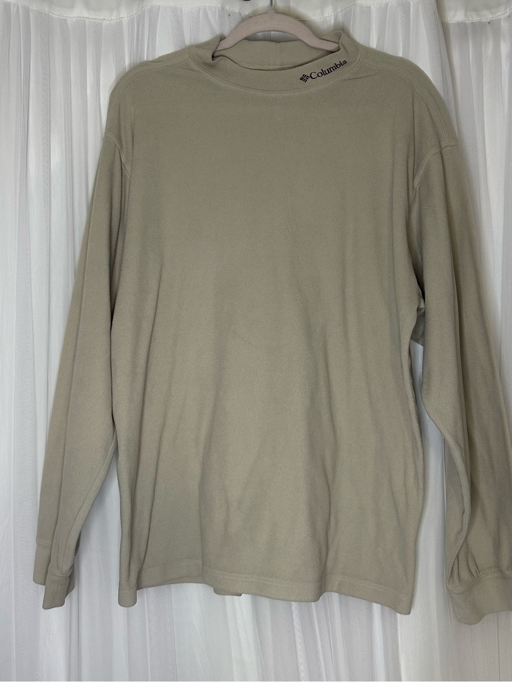 Columbia Long-Sleeve Polar Fleece Crew in Light Taupe XL